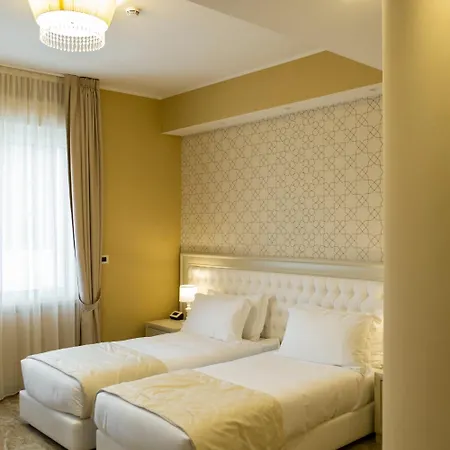 Aurum 4*