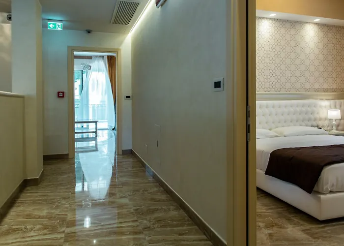 ゲストハウス Aurum ペスカーラ