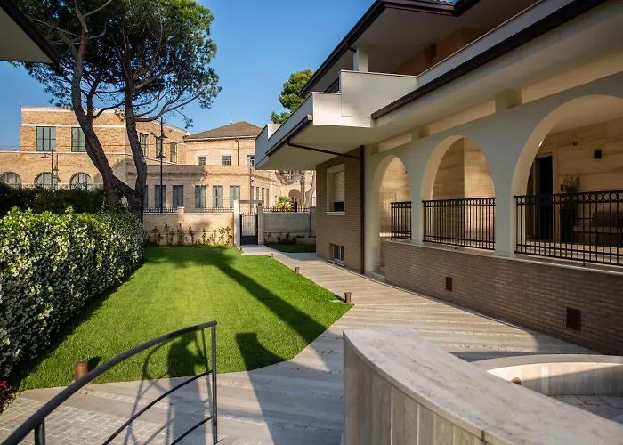 ゲストハウス Aurum 4*