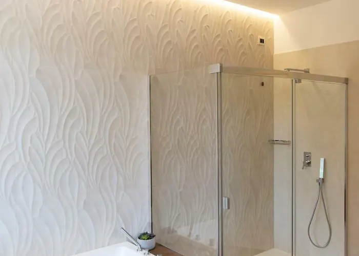 Aurum ゲストハウス 4*